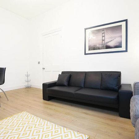 Stunning Modern 3 Bedroom Apartment EDI Exterior photo