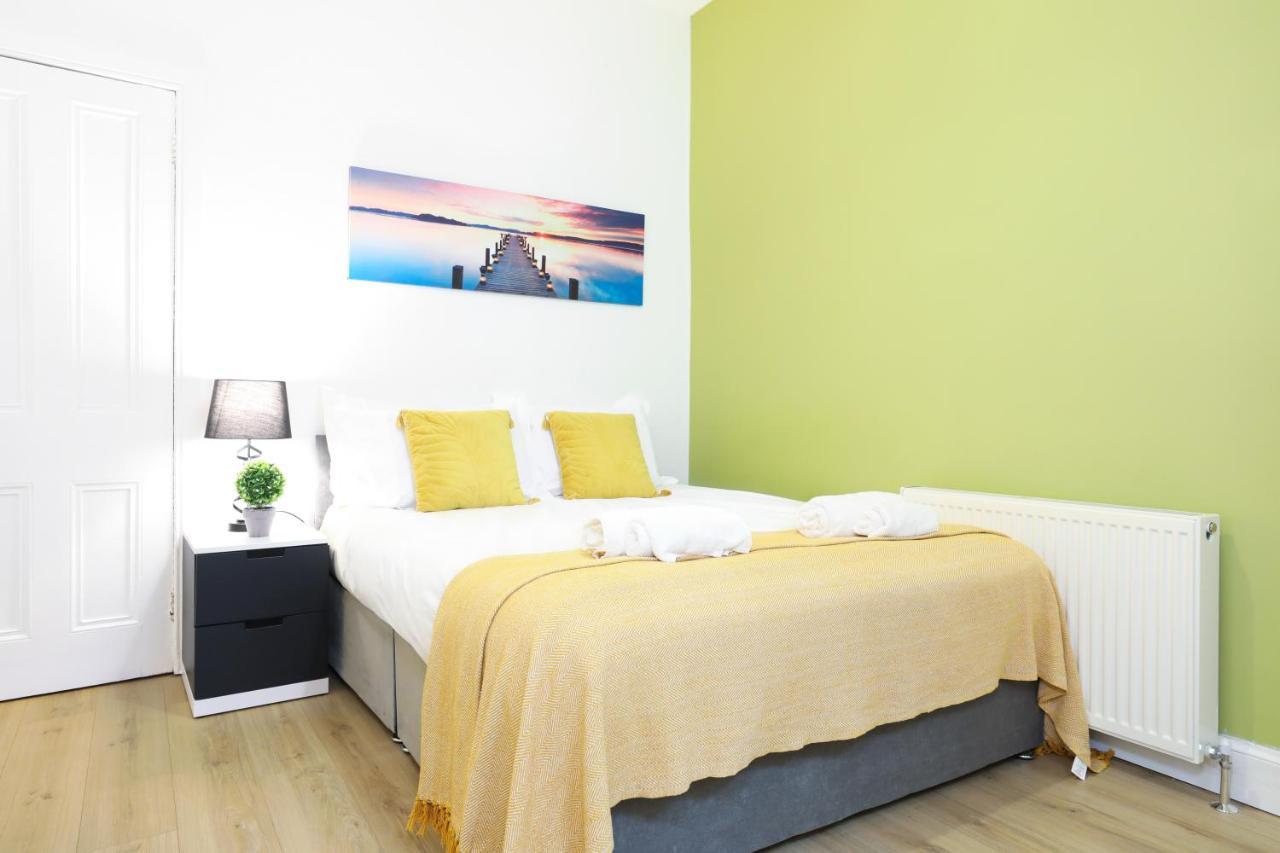Stunning Modern 3 Bedroom Apartment EDI Exterior photo