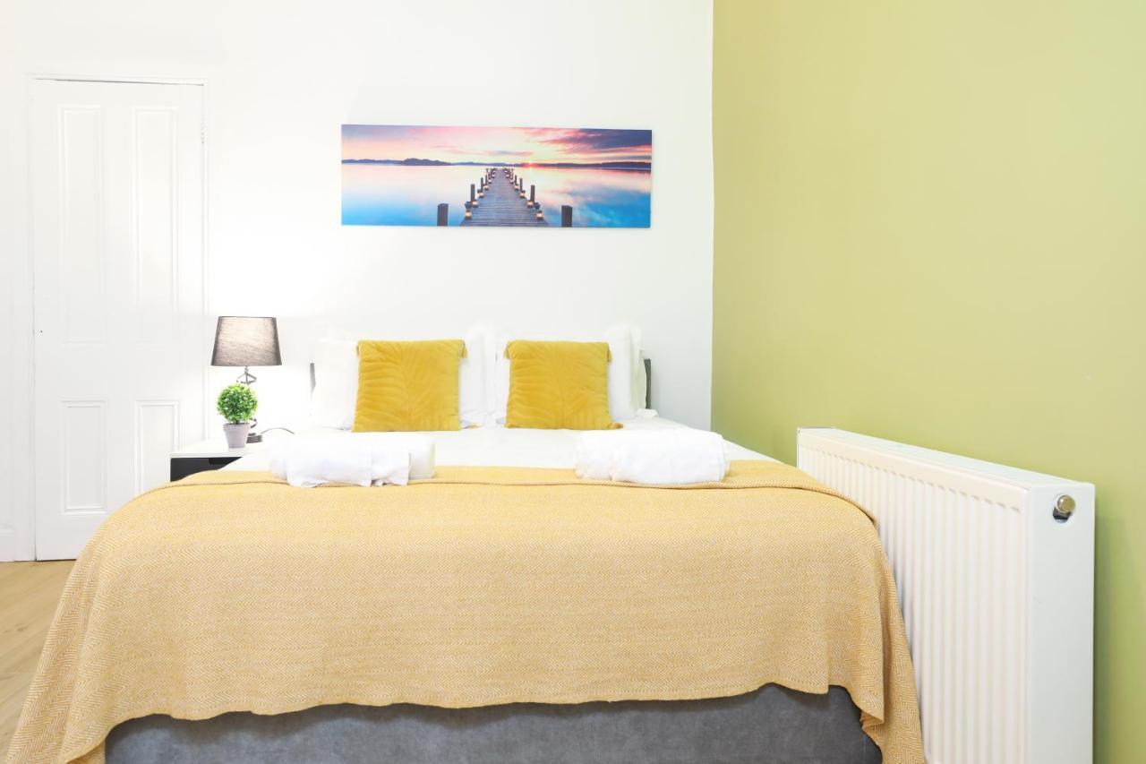Stunning Modern 3 Bedroom Apartment EDI Exterior photo