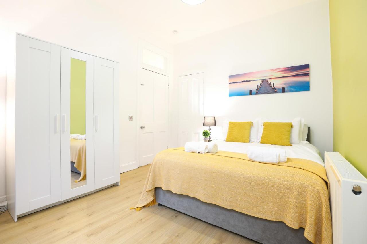 Stunning Modern 3 Bedroom Apartment EDI Exterior photo