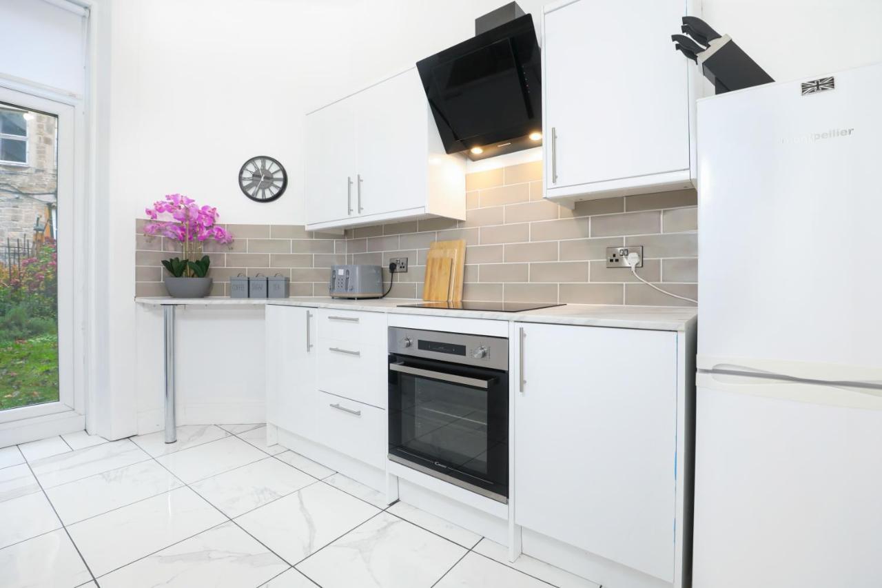 Stunning Modern 3 Bedroom Apartment EDI Exterior photo