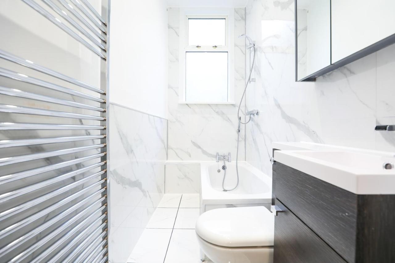 Stunning Modern 3 Bedroom Apartment EDI Exterior photo