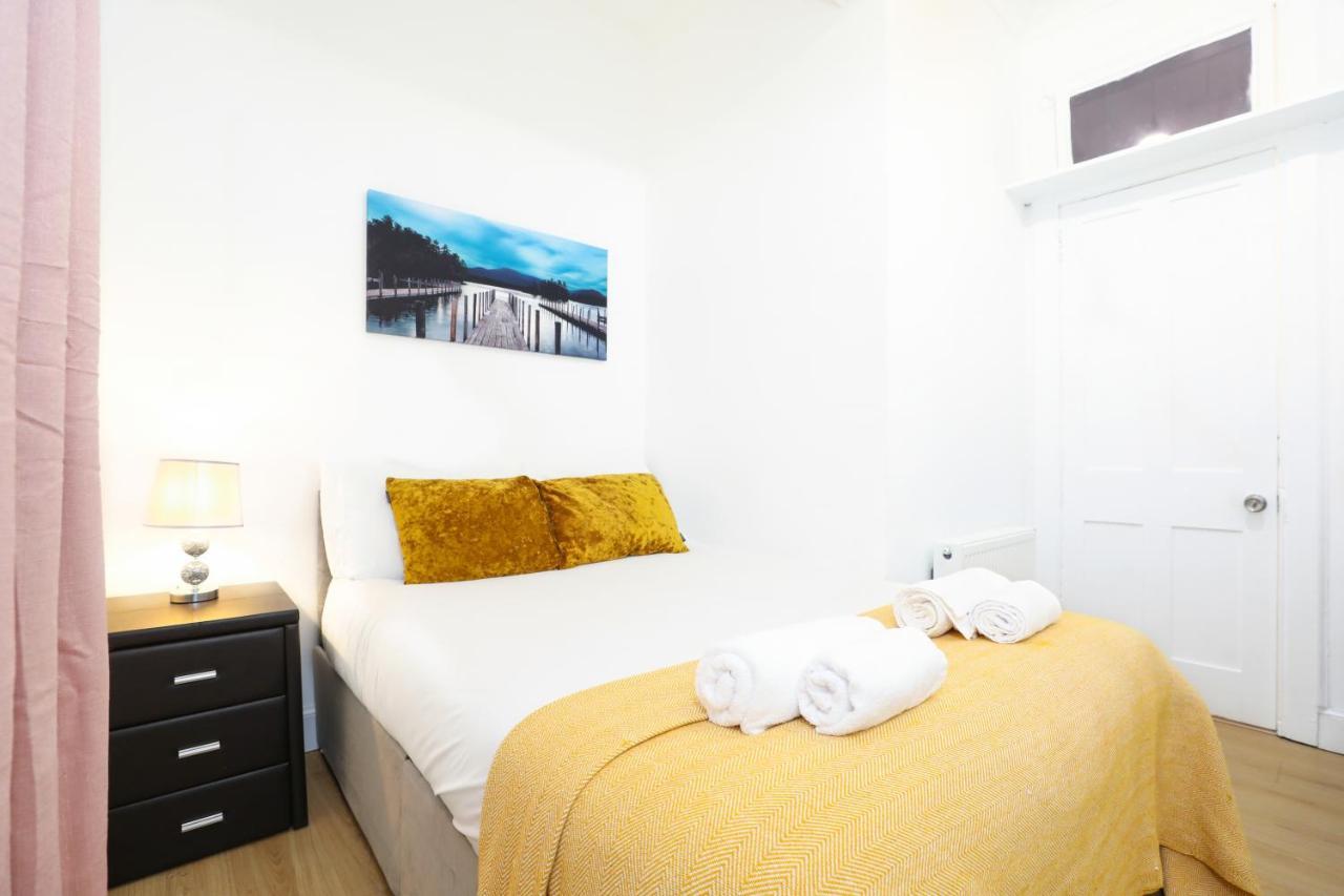 Stunning Modern 3 Bedroom Apartment EDI Exterior photo